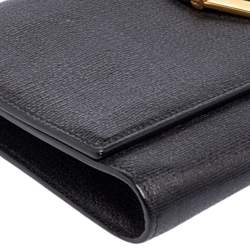 مملوكة مسبقًا Yves Saint Laurent Black Leather Large Chyc Clutch