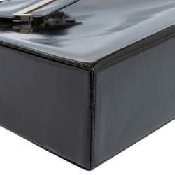 Pre Owned حقيبة كتف إيف سان لوران فينتاج جلد أسود بقلاب