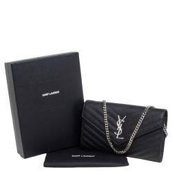 مملوكة مسبقًا Saint Laurent Black Matelassé Leather Monogram Envelope Wallet on Chain
