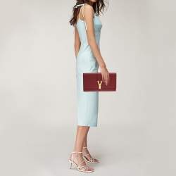 مملوكة مسبقًا حقيبة كلتش إيف سان لوران واي- لين جلد أحمر