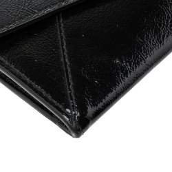 Pre Owned Yves Saint Laurent Black Patent Leather Flap Compact Wallet