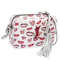 Pre Owned حقيبة كاميرا  إيف سان لوران جلد بطبعة شفاه دي بودري متوسطة أبيض / أحمر محبب متوسطة