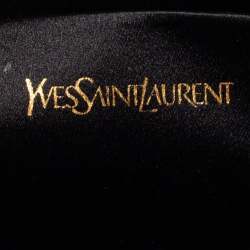 مملوكة مسبقًا Yves Saint Laurent Black Patent Leather Belle De Jour Flap Clutch