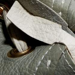 مملوكة مسبقًا Yves Saint Laurent Pale Green/Cream Leather Double Sac Y Tote