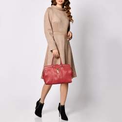 مملوكة مسبقًا Yves Saint Laurent Red Leather Medium Cabas Chyc Tote