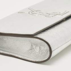 Pre Owned حقيبة كلتش ايف سان لوران بيل دو جور جلد لامع بيج بقلاب