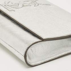 Pre Owned حقيبة كلتش ايف سان لوران بيل دو جور جلد لامع بيج بقلاب