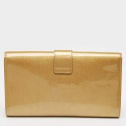 Pre Owned كلتش سان لوران باريس شيك جلد خضراء كبيرة