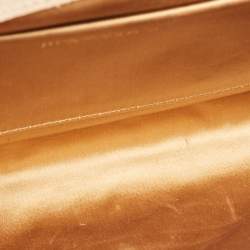 Pre Owned كلتش سان لوران باريس شيك جلد خضراء كبيرة