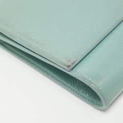 Pre Owned حقيبة كلتش سان لوران باريس بيل دي جور جلد لامع أخضر بقلاب