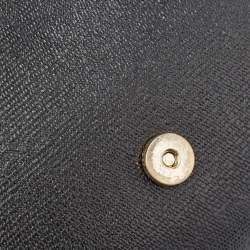 مملوكة مسبقًا Yves Saint Laurent Black Leather Y-Ligne Clutch