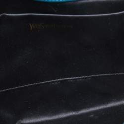مملو�كة مسبقًا Yves Saint Laurent Teal Patent Leather Belle De Jour Flap Clutch