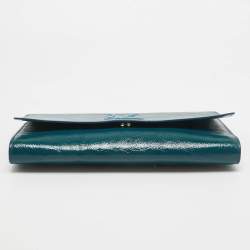 مملوكة مسبقًا Yves Saint Laurent Teal Patent Leather Belle De Jour Flap Clutch