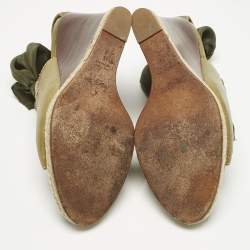 Pre Owned Yves Saint Laurent Green Leather Wedge Sandals Size 39