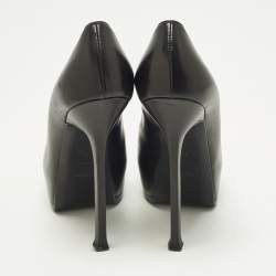 Pre Owned حذاء كعب عالي سان لوران باريس تريبتو جلد لامع أسود مقاس 39