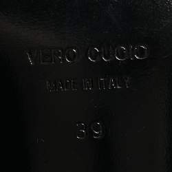 Pre Owned حذاء كعب عالي سان لوران جانيس مقدمة مدببة جلد أسود / أحمر مقاس 35.5 مزين بمعدن