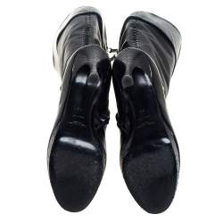 Pre Owned حذاء بوت إيف سان لوران ثعبان وجلد أسود بطول الركبة مقاس 39