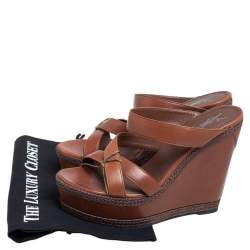 Pre Owned صندل أيف سان لوران كعب روك سلايد نعل سميك جلد بني مقاس 40