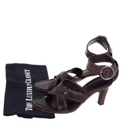 Pre Owned صندل إيف سان لوران جلد بني بحزام للكاحل مقاس 37