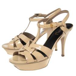 Pre Owned صندل سان لوران تريبوت جلد بيج لامع مقاس 39