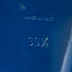 Pre Owned صندل إيف سان لوران باريس تريبوت جلد أزرق لامع مقاس 39.5