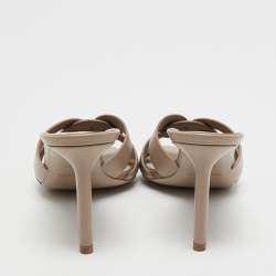 مملوكة مسبقًا Yves Saint Laurent Beige Leather Tribute Sandals Size 36