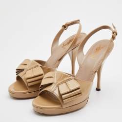 Pre Owned Yves Saint Laurent Beige Patent Leather Platform Slingback Sandals Size 39