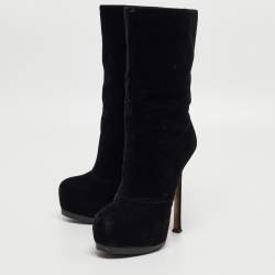 مملوكة مسبقًا Yves Saint Laurent Black Velvet Ankle Boots Size 36