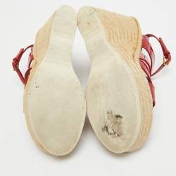 مملوكة مسبقًا Yves Saint Laurent Red Patent Wedge Ankle Sandals Size 39.5