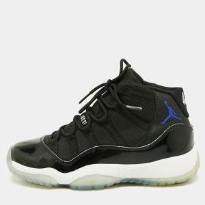 Air Jordans Black Patent Leather Jordan 11 Retro Space Jam Sneakers Size 38.5 (GS)