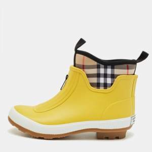 Pre Owned Burberry Yellow Rubber and Vintage Check Neoprene Rain Boots Size 33