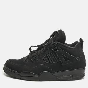 مملوكة مسبقًا Air Jordans Black Nubuck Leather Jordan 4 Retro Black Cat Sneakers Size 45