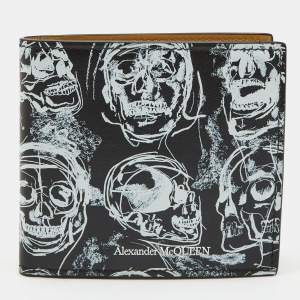 Alexander McQueen Black/White Skull Print Leather Bifold Wallet
