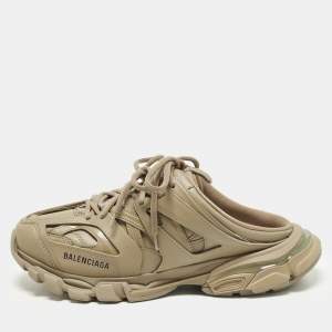 Pre Owned حذاء رياضي بالنسياغا تراك جلد صناعي بيج مقاس 42