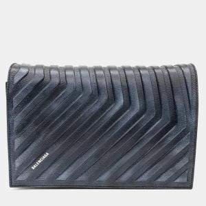 Balenciaga Black Leather Balenciaga Crossbody bag