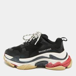 مملوكة مسبقًا Balenciaga Triple S Size 42 Black Faux Leather and Mesh Lace Up Sneakers