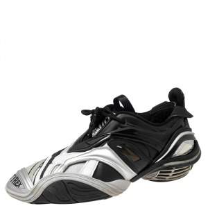 Pre Owned حذاء رياضي بالنسياغا تيريكس 2020 مطاط وجلد أسود/ رصاصي مقاس 43