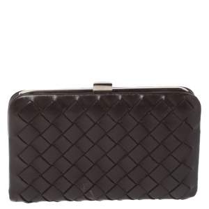 مملوكة مسبقًا Bottega Veneta Brown Intrecciato Leather Frame Coin Purse