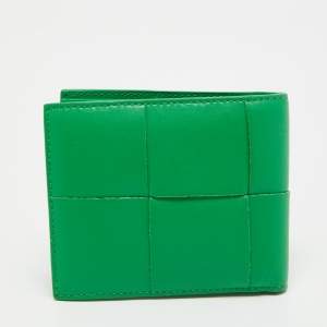 Pre Owned Bottega Veneta Green Intrecciato Leather Cassette Bifold Wallet