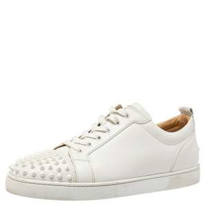 مملوكة مسبقًا Christian Louboutin White Leather Spikes Sneakers Size 45