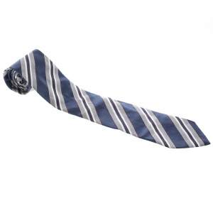 ربطة عنق ايرمنيجيلدو زينيا تراديشونال حرير جاكارد بخطوط 