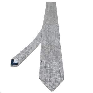 ربطة عنق جيفنشي حرير جاكار فضية نمط جي جي