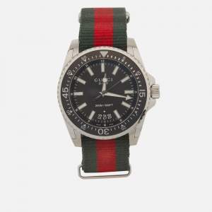 Gucci Black Stainless Steel Nylon Dive YA136206 Men's Wristwatch 45 mm