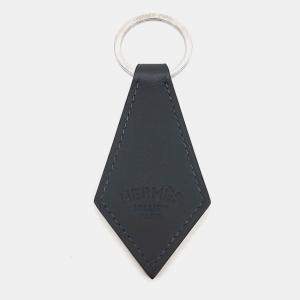 مملوكة مسبقًا Hermes Leather Tab Keyring