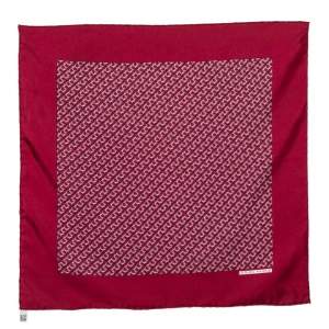 Pre Owned Hermes Red Geometric Printed Silk Pocket Square