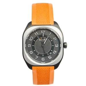 Hermes Black Titanium Rubber H08 W049430WW00 Men's Wristwatch 39 mm