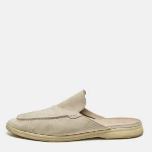 Pre Owned خُف لورو بيانا تشارمز سويدي بيج مقاس 42