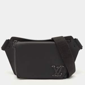 Louis Vuitton Black Leather LV Aerogram Slingbag