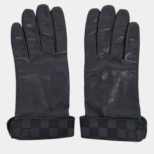 Pre Owned Louis Vuitton Black Leather gloves