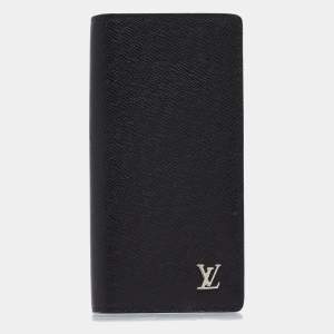 Louis Vuitton Black Taiga Leather Brazza Wallet